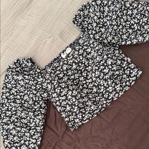 Levi's Black and White Floral Top